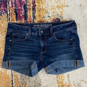 American Eagle shorts!!